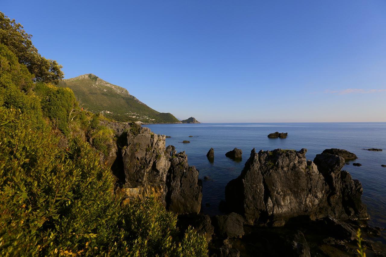 Illicini Stabilimento Balneare E Albergo Maratea Buitenkant foto